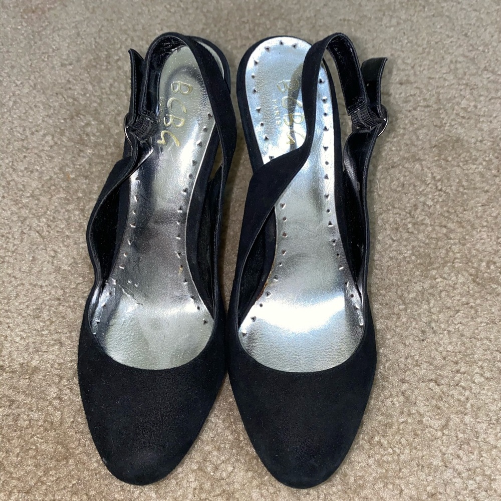 BCBG Paris black pumps size 7 1/2
